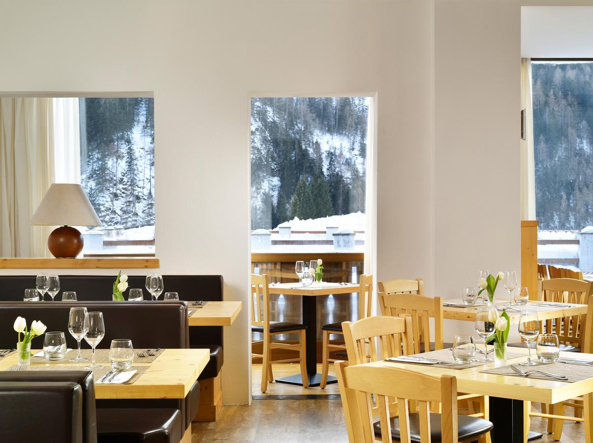 Hotel Principe Marmolada Мальга-Чапела Екстер'єр фото